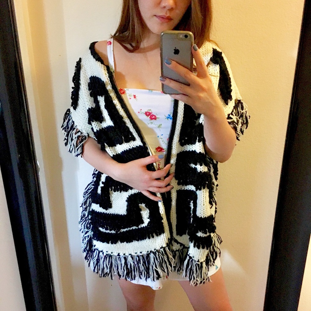 Topshop Monochrome Loopy Poncho
